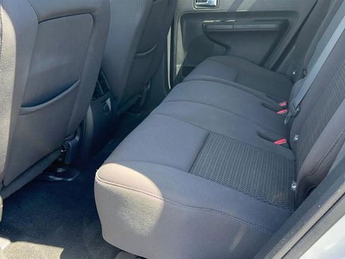 Used 2010 Ford Edge SE FWD image 15