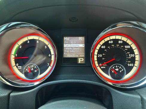 Used 2013 Dodge Durango Crew image 16