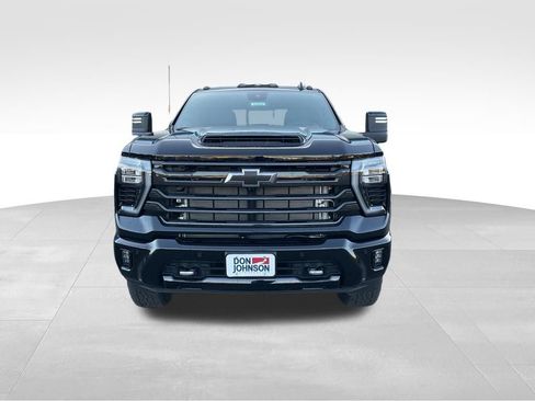 New 2026 Chevrolet Silverado 2500 High Country w/ High Country Premium Package AWD/4WD image 32