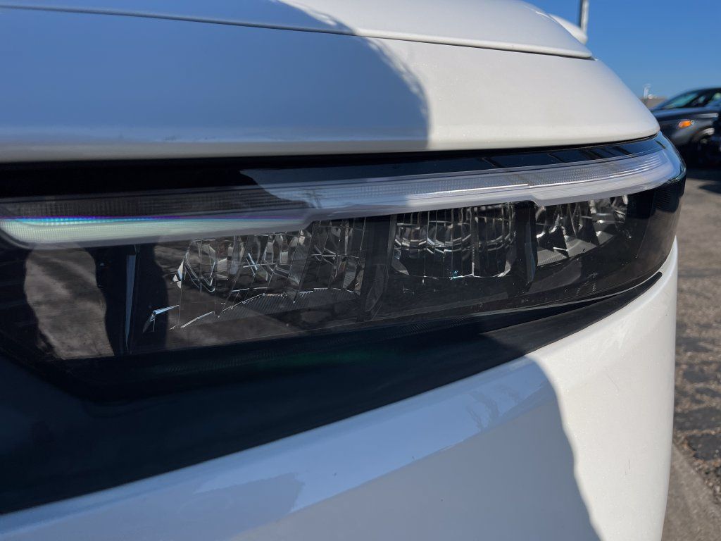 Used 2024 Honda Accord EX image 38