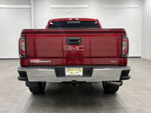 Used 2018 GMC Sierra 1500 SLT image 3