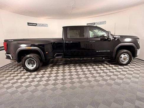 Used 2026 GMC Sierra 3500 Pro AWD/4WD image 7