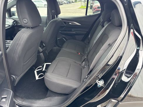 Used 2025 Chevrolet Equinox EV LT FWD image 11