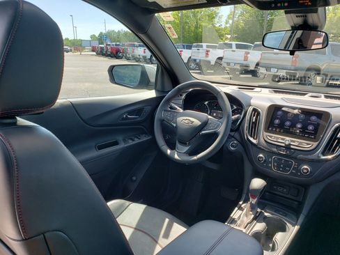 Used 2023 Chevrolet Equinox RS w/ RS Leather Package FWD image 36