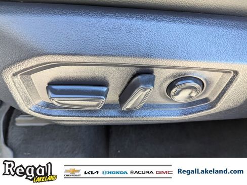 Used 2023 Toyota Tundra Limited image 17