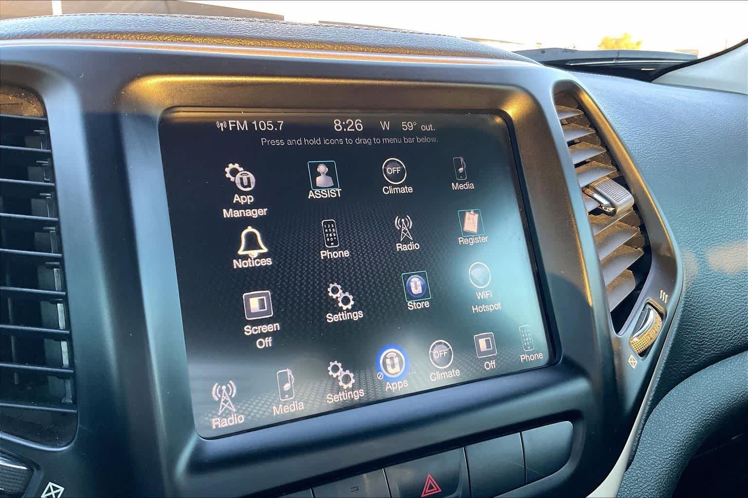 Used 2015 Jeep Cherokee Latitude FWD image 32