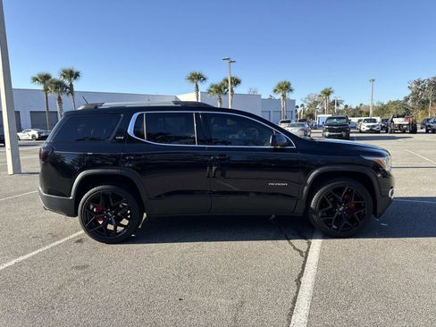 Used 2018 GMC Acadia SLT w/ LPO, Black Accent Package image 2