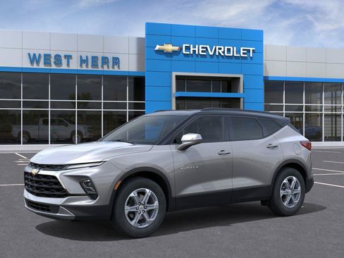 New 2026 Chevrolet Blazer LT AWD/4WD image 2