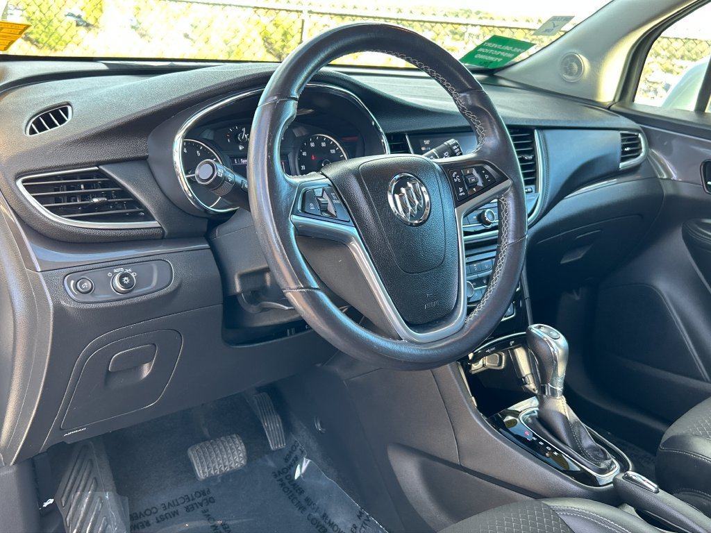 Used 2021 Buick Encore Preferred FWD image 7