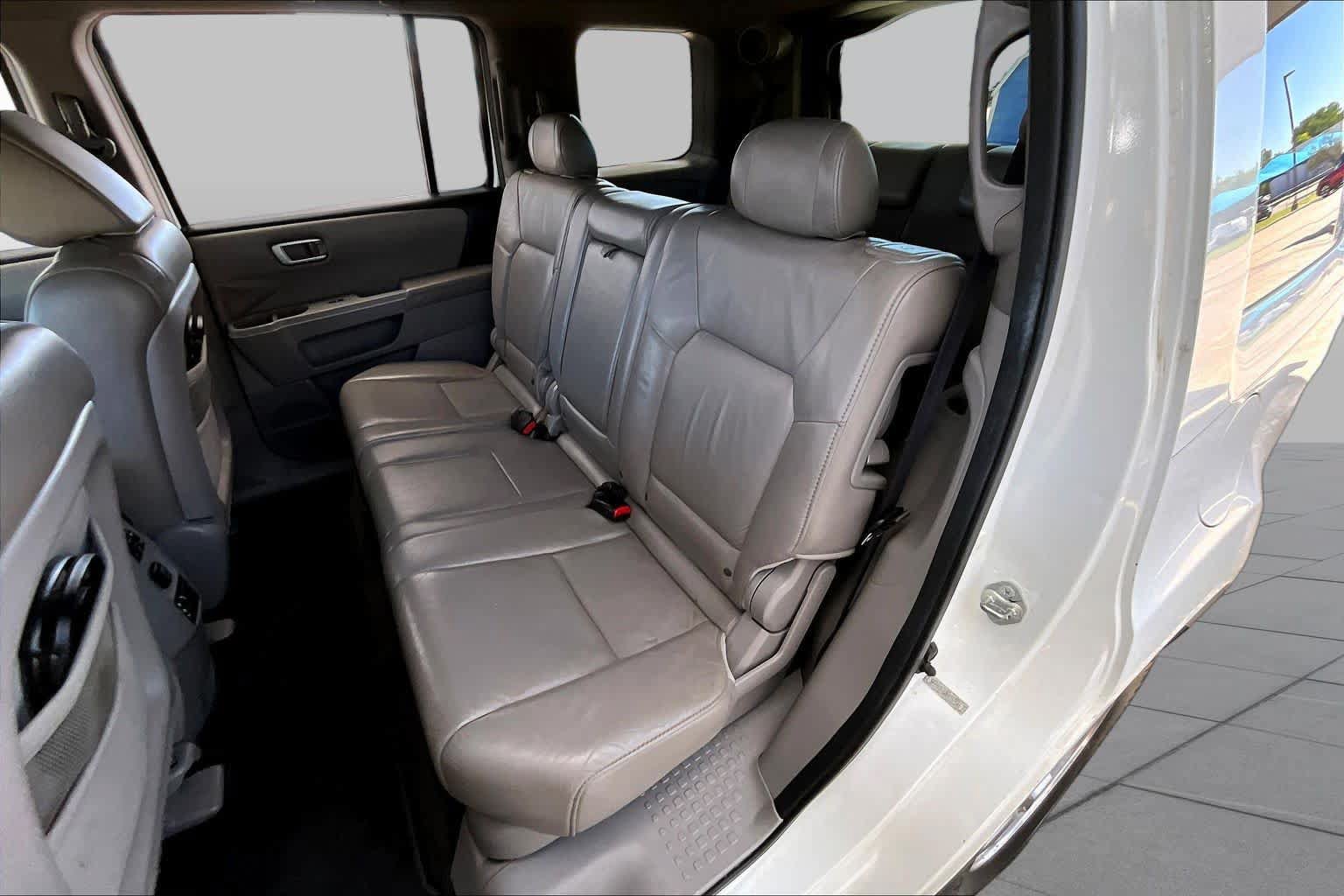Used 2011 Honda Pilot EX-L image 19