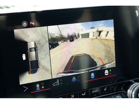 New 2026 GMC Canyon Elevation w/ Convenience Package image 22