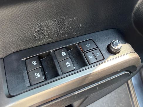 Used 2018 Toyota Tacoma TRD Off-Road image 20