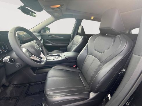 Used 2025 INFINITI QX60 Luxe w/ Cargo Package FWD image 11