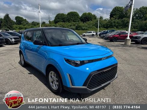 Certified 2023 Kia Soul S FWD image 7