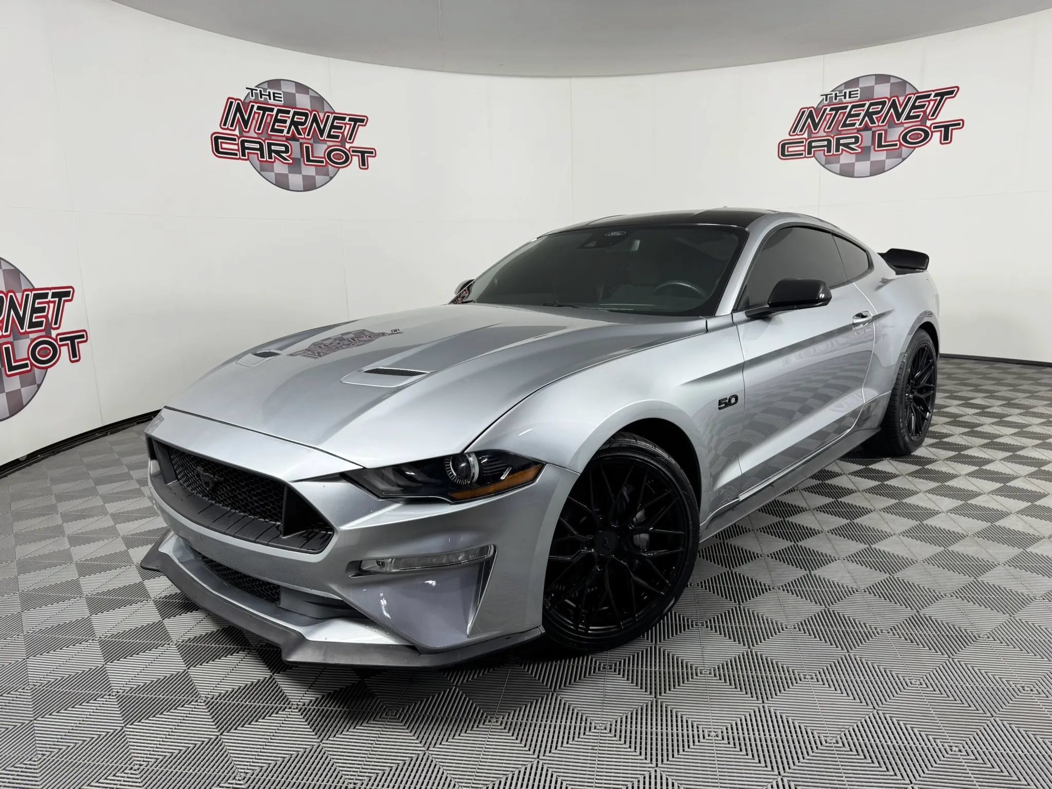 Used 2022 Ford Mustang GT w/ Equipment Group 301A RWD image 1