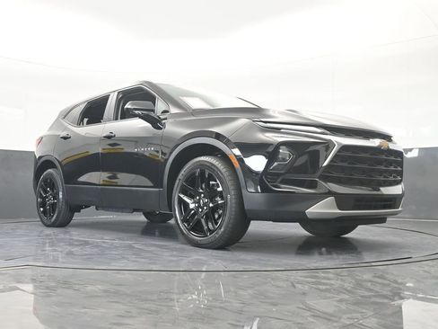 Certified 2023 Chevrolet Blazer LT w/ Driver Confidence Package image 60