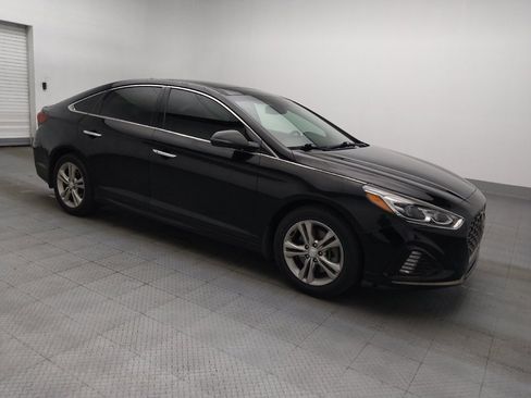 Used 2019 Hyundai Sonata Limited w/ Ultimate Package 04 FWD image 11
