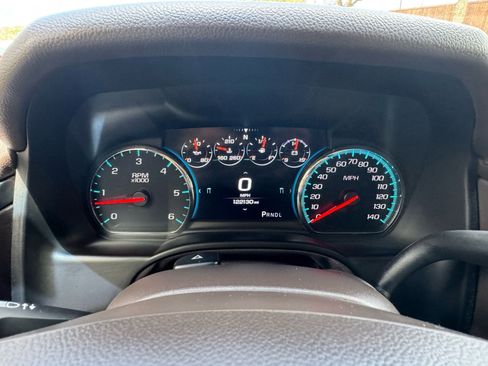 Used 2018 Chevrolet Suburban Premier w/ Max Trailering Package AWD/4WD image 16