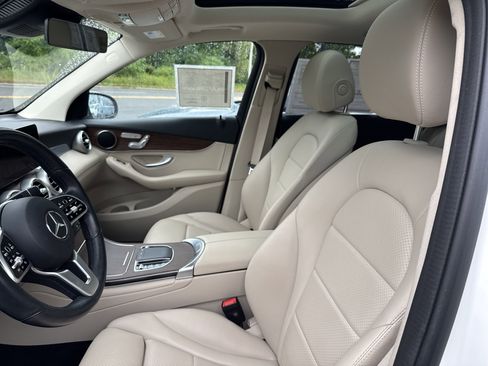 Certified 2022 Mercedes-Benz GLC 300 GLC 300 image 10