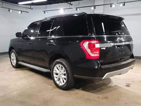Used 2020 Ford Expedition XLT w/ Equipment Group 202A AWD/4WD image 5
