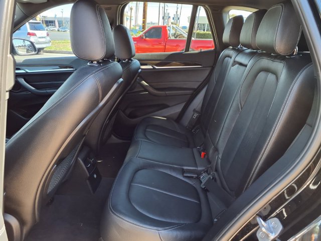 Used 2017 BMW X1 sDrive28i FWD image 13