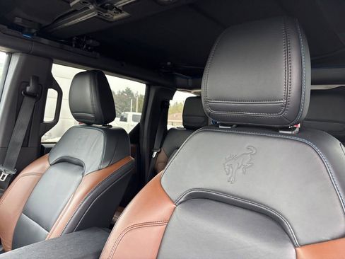 Used 2023 Ford Bronco Outer Banks image 12