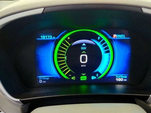 Used 2017 Chevrolet Volt LT w/ Comfort Package image 14