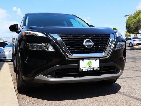 Used 2023 Nissan Rogue SV AWD/4WD image 18