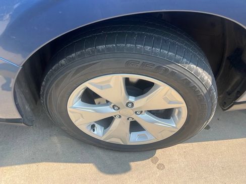 Used 2016 Subaru Forester 2.5i Premium AWD/4WD image 5