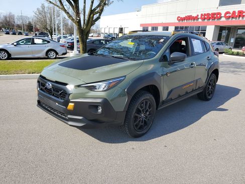 Used 2025 Subaru Crosstrek 2.5i Wilderness image 2
