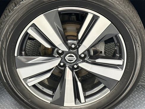 Certified 2021 Nissan Rogue SL image 21