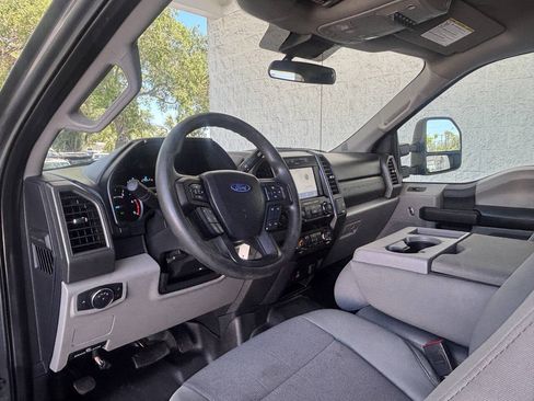 Used 2020 Ford F350 XL w/ STX Appearance Package AWD/4WD image 15