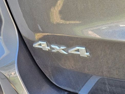 Used 2015 Jeep Grand Cherokee Summit image 10