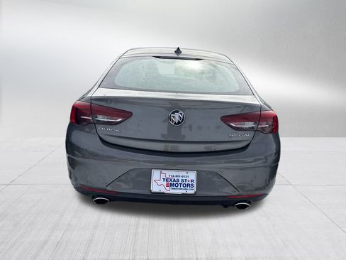 Used 2018 Buick Regal Preferred image 7
