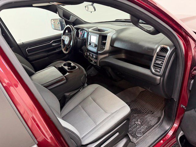 Used 2024 RAM 1500 Big Horn AWD/4WD image 38