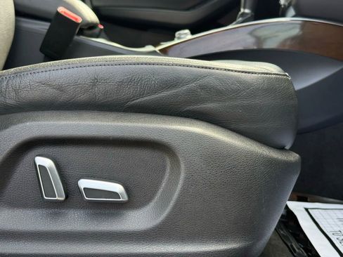 Used 2013 Audi Q5 3.0T Premium Plus w/ Audi MMI Navigation Plus Pkg image 53