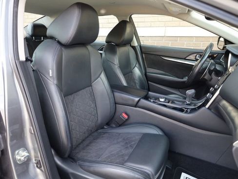 Used 2016 Nissan Maxima SR image 25