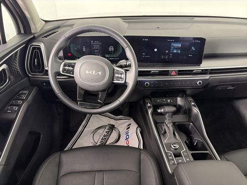 Used 2025 Kia Sorento S w/ Panoramic Sunroof Package image 38