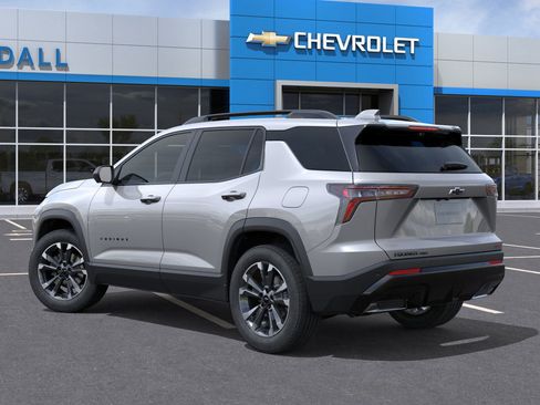 New 2026 Chevrolet Equinox RS image 3