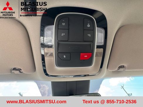 Used 2023 Hyundai Santa Fe SEL AWD/4WD image 32