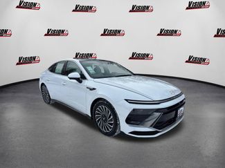 Used 2025 Hyundai Sonata Limited video 3