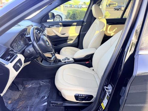 Used 2017 BMW X1 xDrive28i image 10