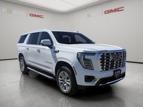 Used 2025 GMC Yukon XL Denali AWD/4WD image 1