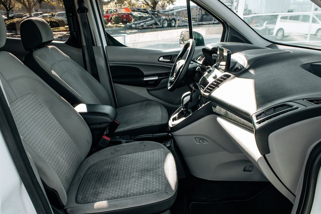 Used 2022 Ford Transit Connect XLT FWD image 29
