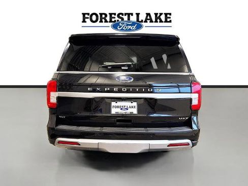 Certified 2024 Ford Expedition Max XLT image 6