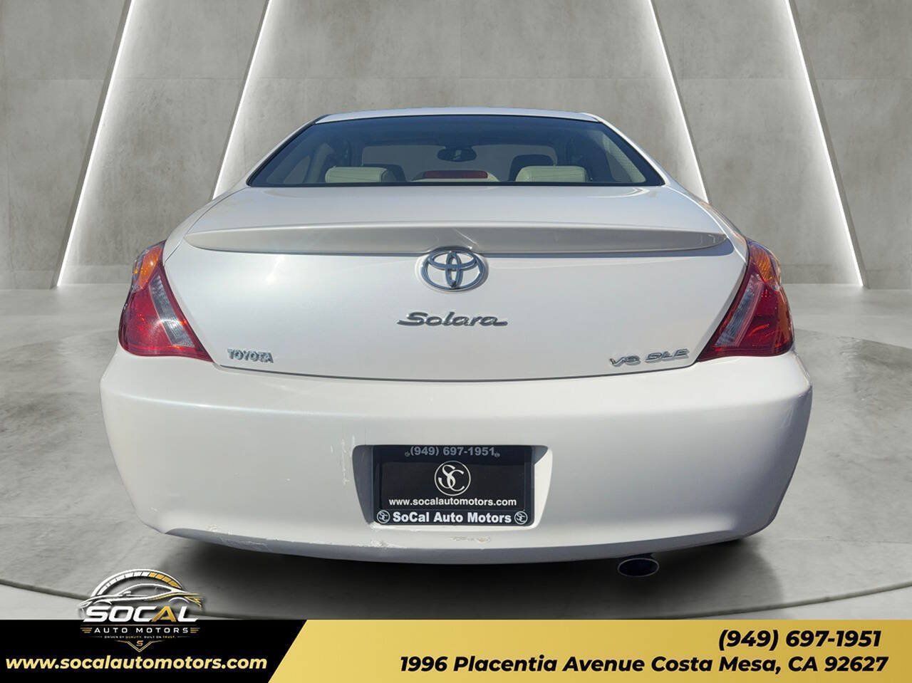 Used 2004 Toyota Solara SLE FWD image 4