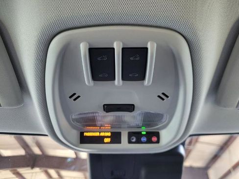 Used 2026 Chevrolet Trax ACTIV w/ Sunroof Package FWD image 28