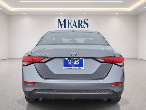 Used 2025 Nissan Sentra SV FWD image 4