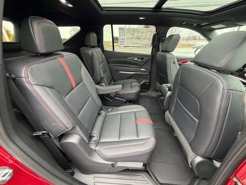 New 2026 Chevrolet Traverse RS w/ LPO, Floor Liner Package image 42