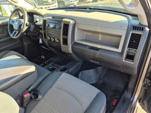 Used 2011 RAM 2500 ST w/ ST Popular Equipment Group AWD/4WD image 32
